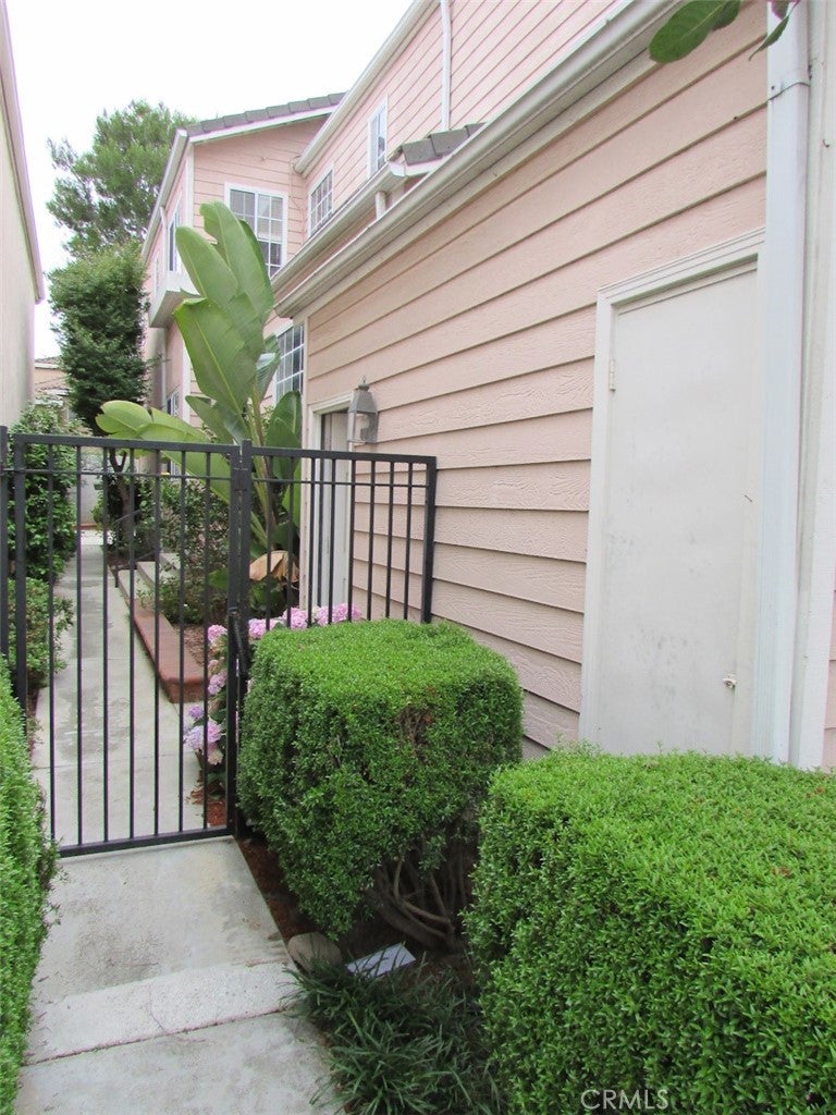 2604 Woodbury Drive
