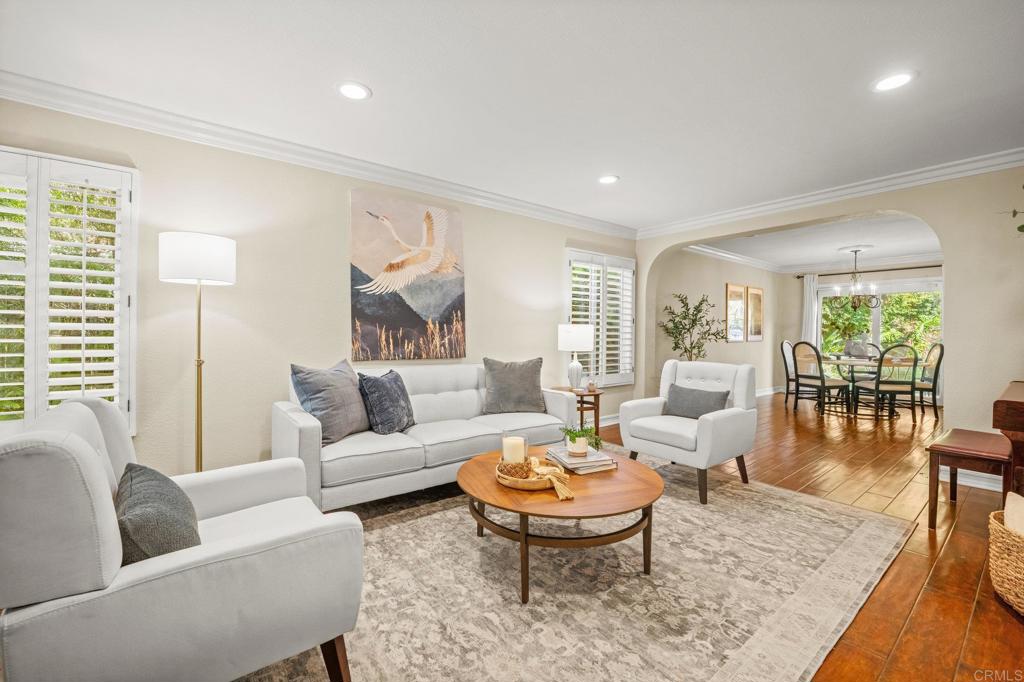 2702 Jacaranda Avenue