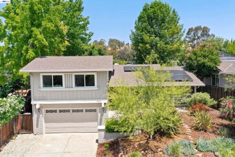 Photo of 3513 Torino Way Way, Concord, CA 94518 (MLS # 41138286)