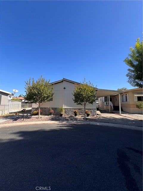 Photo of 27361 Sierra Hwy Hwy, Canyon Country, CA 91351 (MLS # SR26206027)