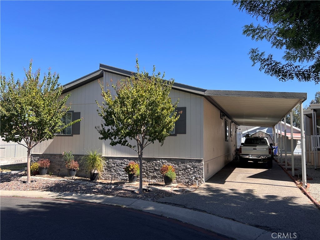 27361 Sierra Hwy 37