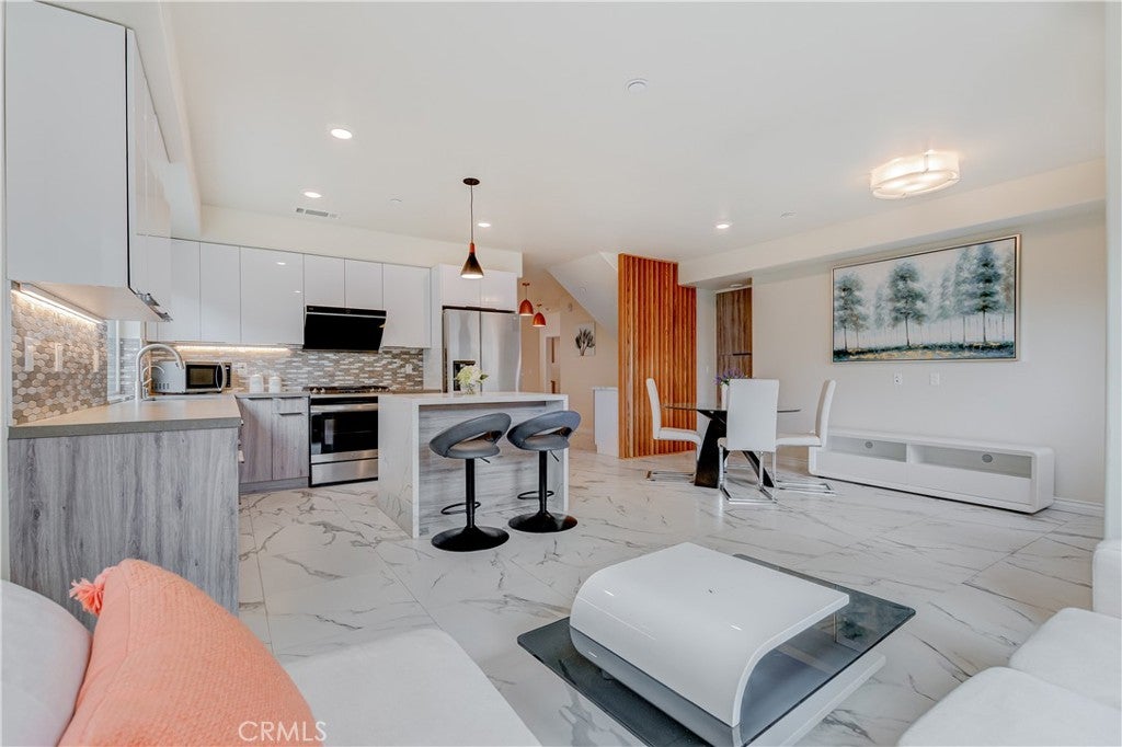 355 E California 3