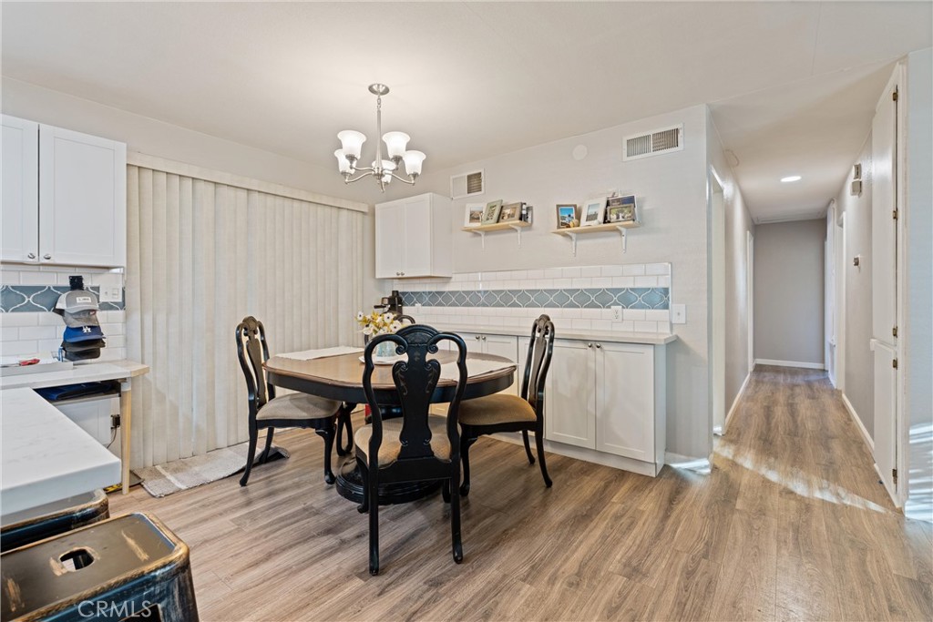 42901 Willow West Court