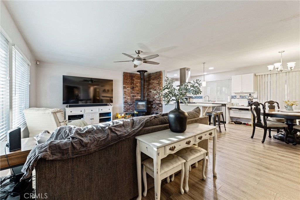 42901 Willow West Court