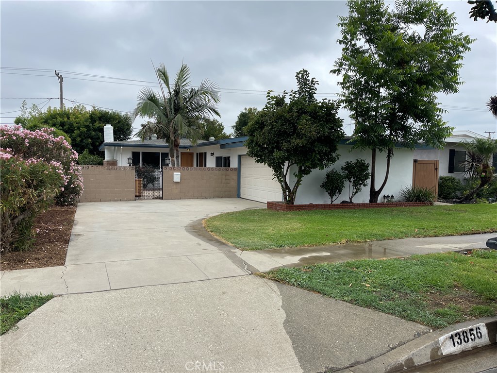 If your looking for a house that is done then this is it. Completely remodeled and upgraded. A great floor plan on a single loaded street with no neighbors across the street. Completely remodeled/renovated/updated.
This home has it all. High quality features and finishes throughout. The following are all new; dual pane windows, sliding glass doors, interior doors, flooring, kitchen, bathrooms, interior and exterior paint, A/C and heating system.
Features include solid hardwood front door, waterproof vinyl flooring, all new double pane vinyl windows, all new interior doors, oak kitchen
cabinets, oak vanity in master bath, real marble tile in bathrooms, quartz countertops, new electrical switches and outlets, new recessed light fixtures, mirror closet doors. Enclosed front courtyard. Laundry area inside. Attached two car garage with interior access.