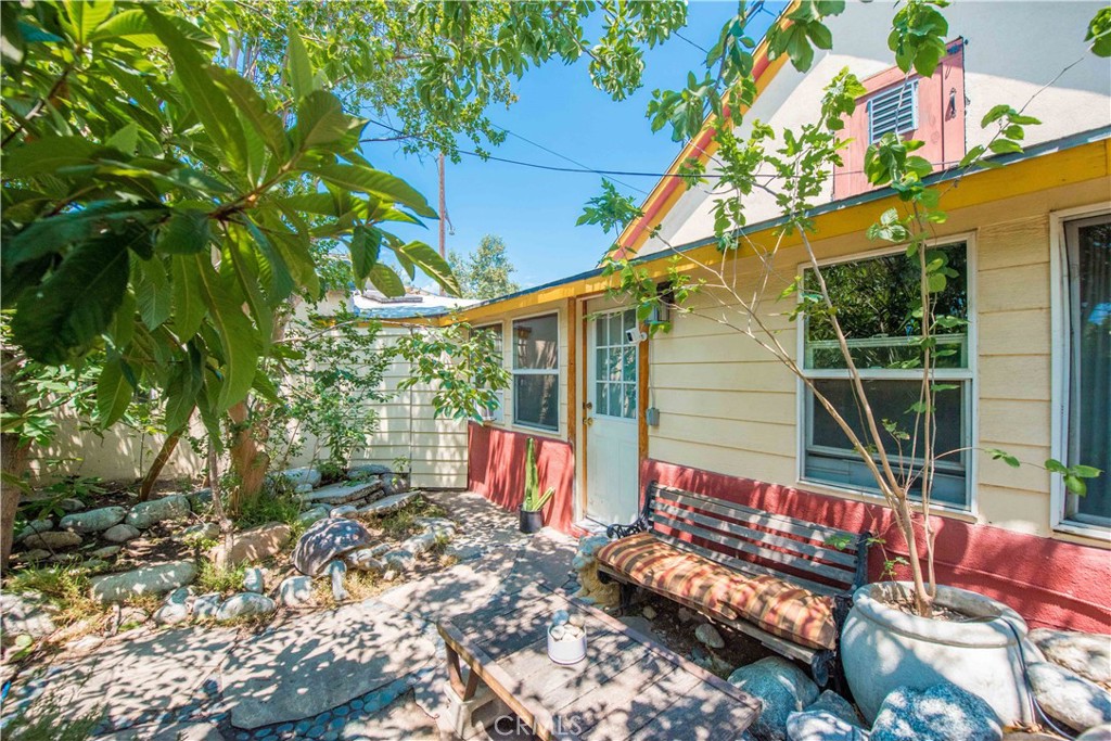 2599 Huntington Drive