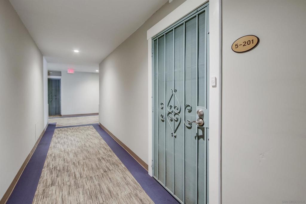 1855 Diamond St 201