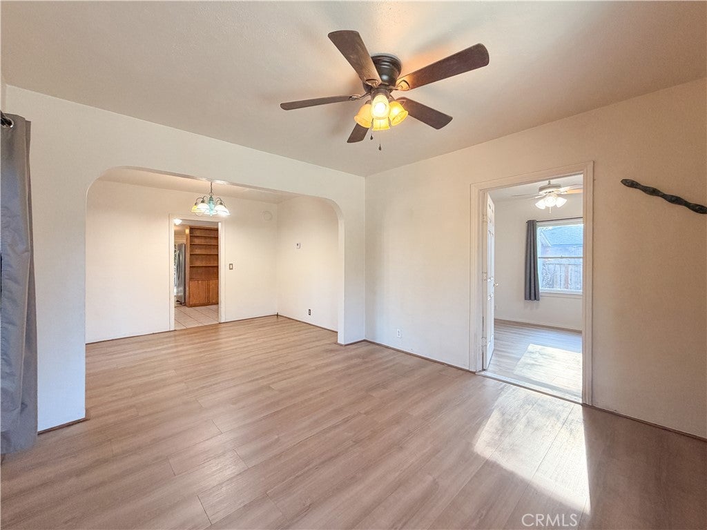 637 W 6th