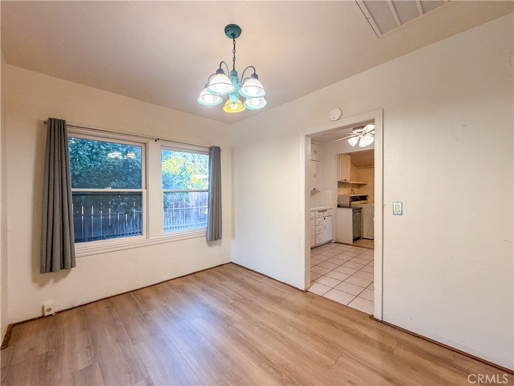 637 W 6th