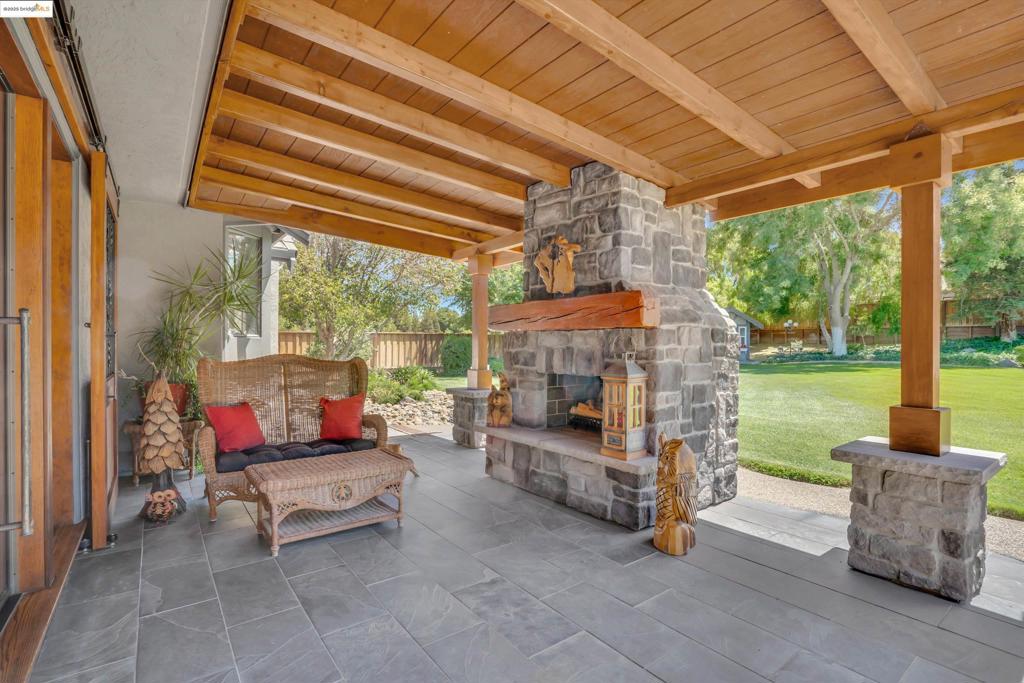 NEROLY ESTATES - Residential