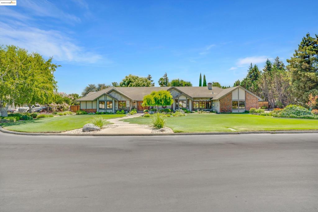 NEROLY ESTATES - Residential