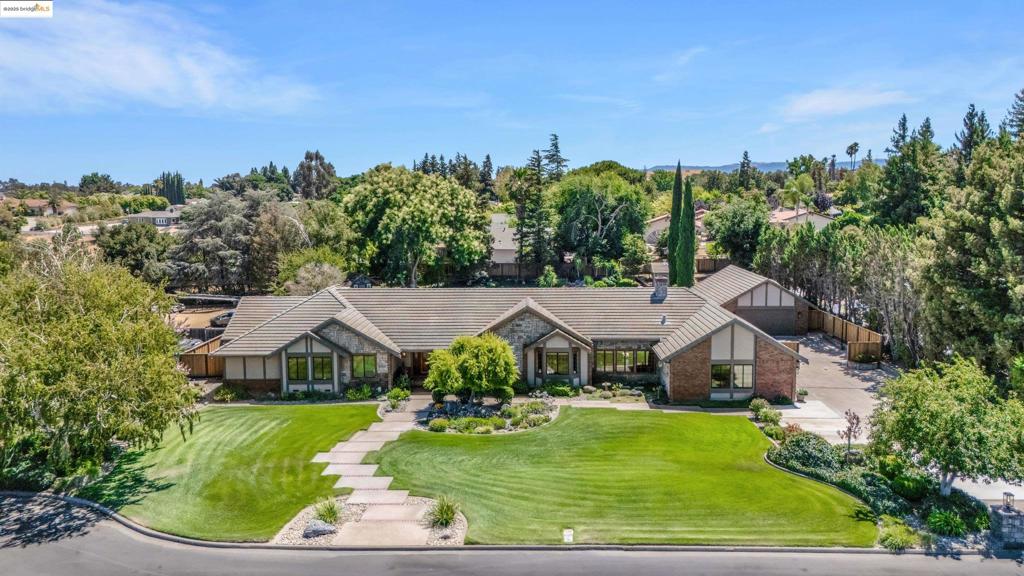 NEROLY ESTATES - Residential