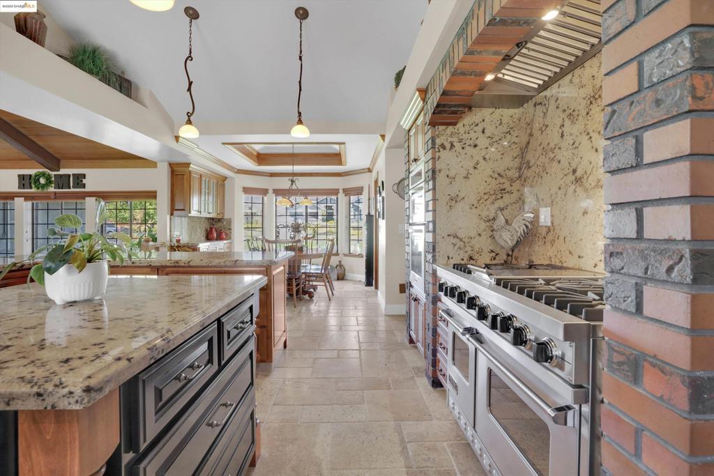 NEROLY ESTATES - Residential