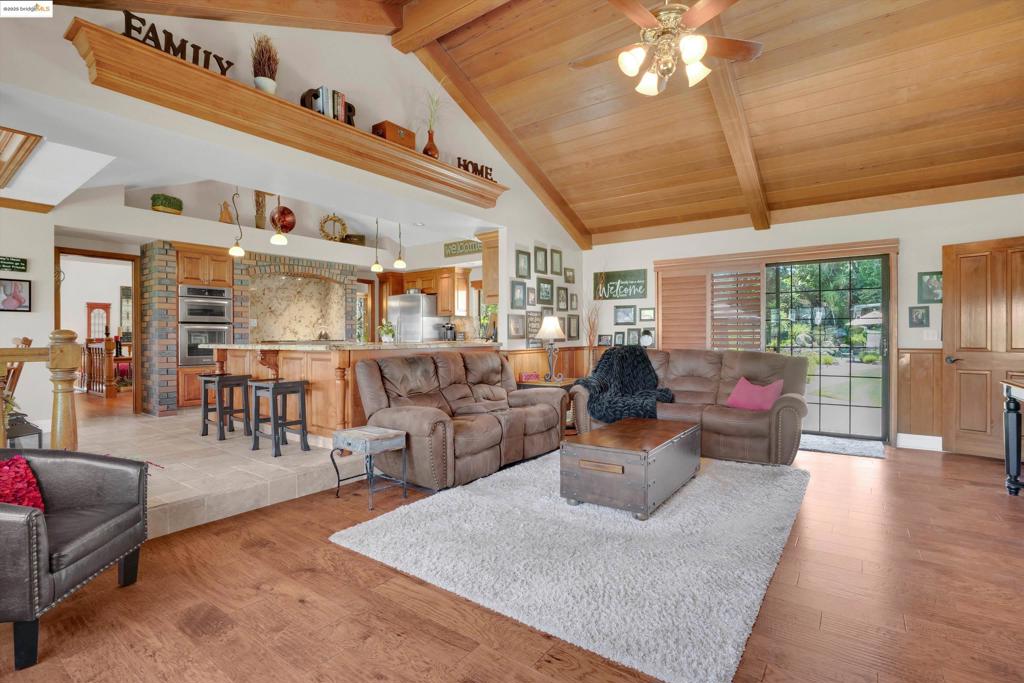 NEROLY ESTATES - Residential