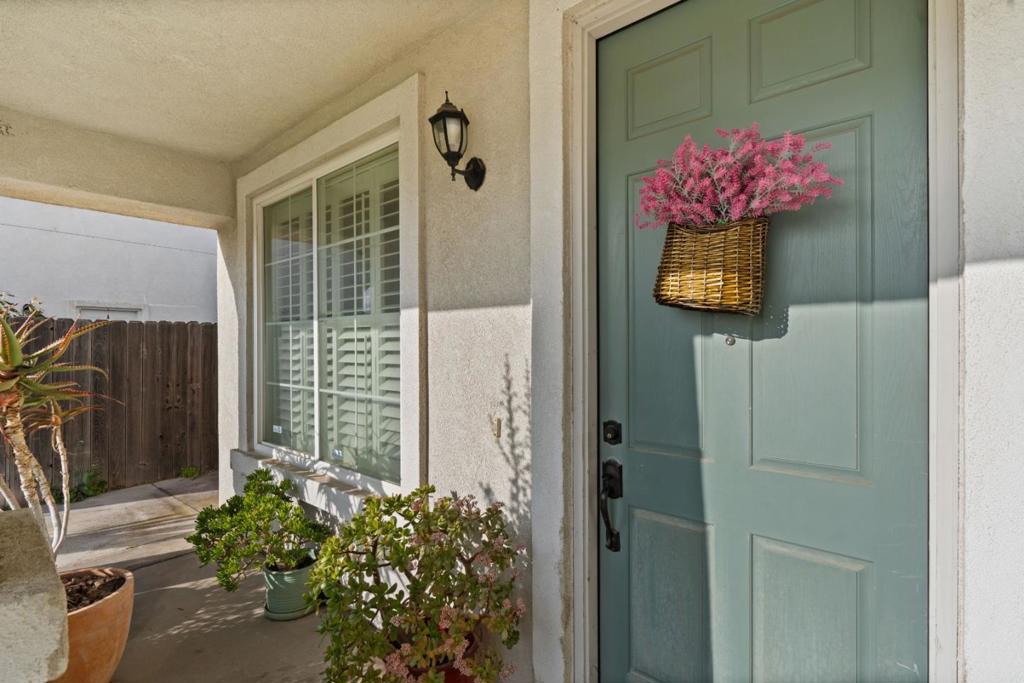 354 Vasconcellos Avenue