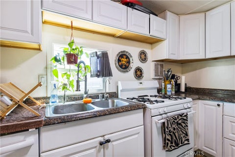 Tiny photo for 9712 Pinal AVE #B7, Santa Margarita, CA 93453 (MLS # NS26208708)