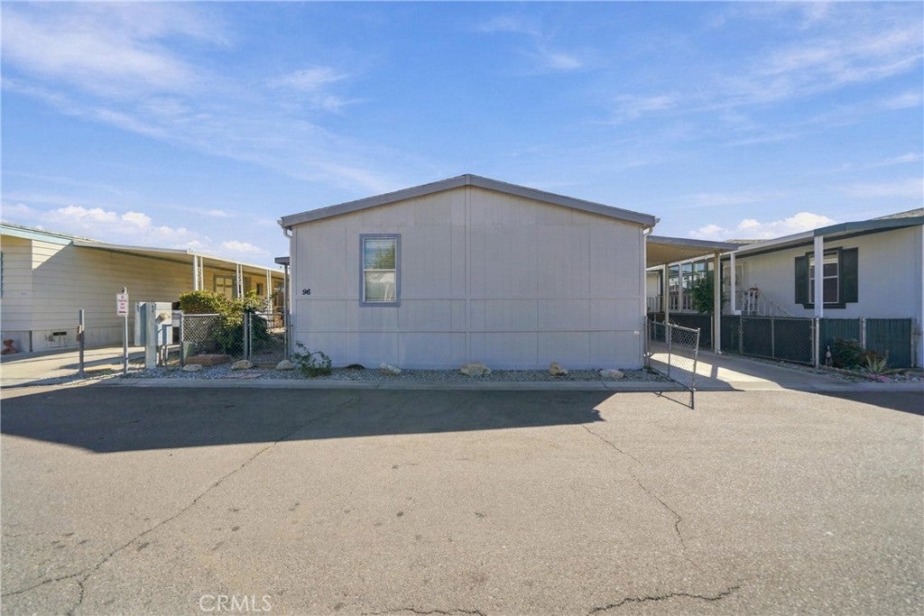 20843 Waalew C96