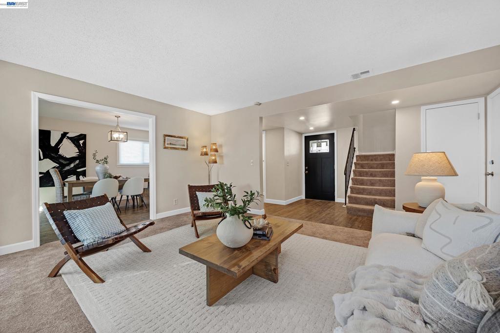 6899 Langmuir Ln