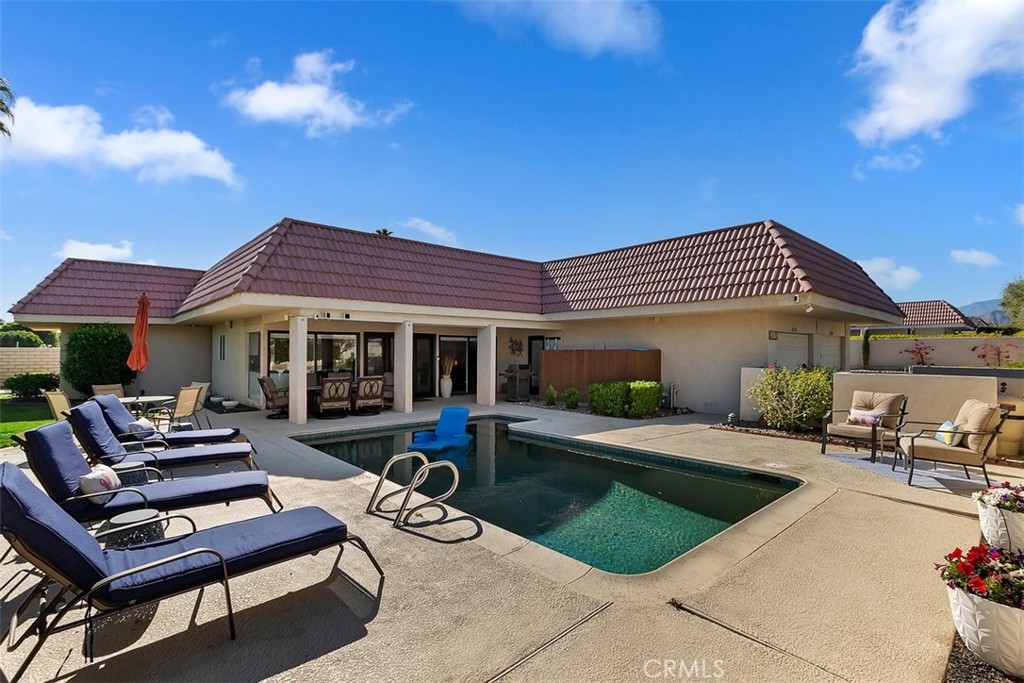 38560 Tandika Trail N