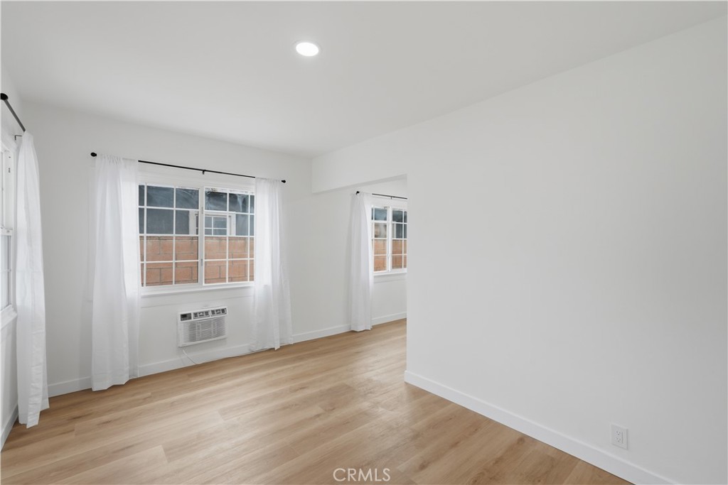 6493 Kingman