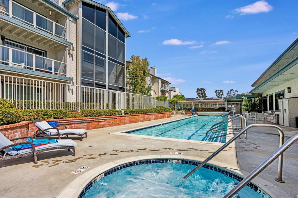 1616 CIRCA DEL LAGO C #108