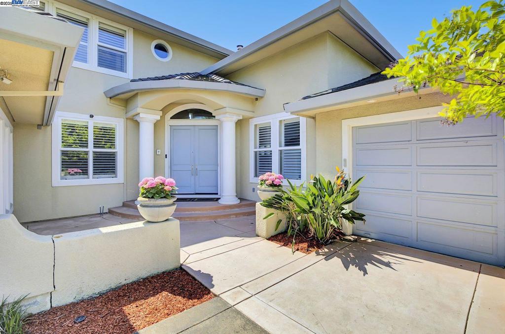 48564 Avalon Heights Ter