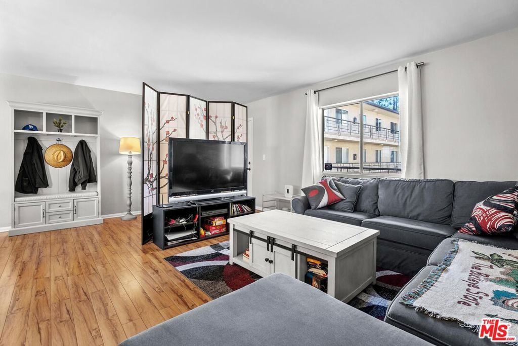 Photo of 4358 Mammoth Avenue #14, Sherman Oaks, CA 91423 (MLS # 26637807)