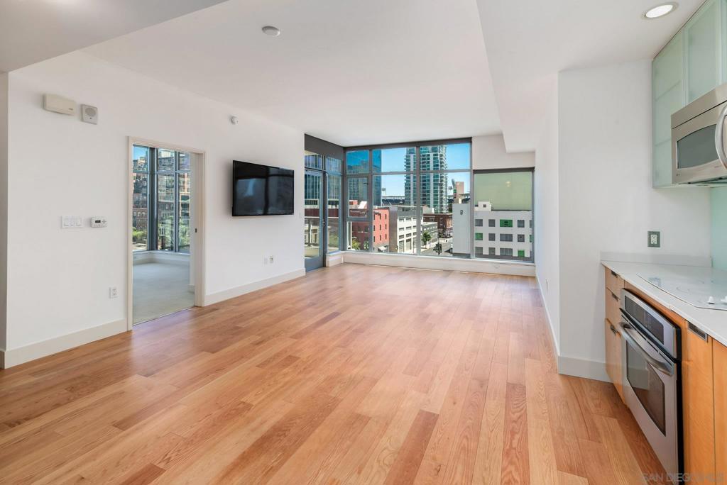 575 Sixth Ave 404