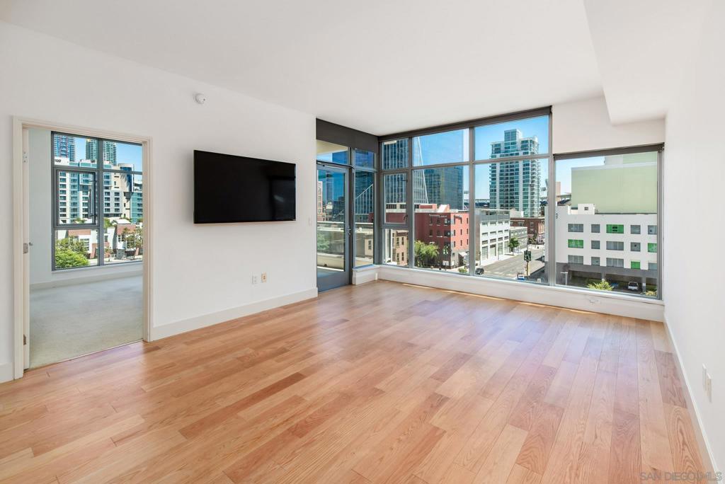 575 Sixth Ave 404