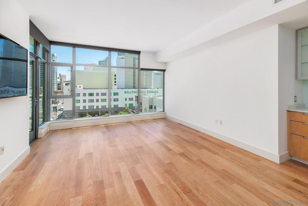 575 Sixth Ave 404