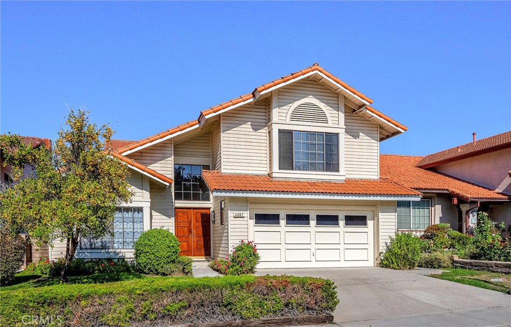 Pristine 4-Bedroom Retreat in South Torrance! Welcome to your dream home in one of South Torrance’s most sought-after neighborhoods! This beautifully maintained residence offers the perfect blend of comfort, style, and functionality. Step into a spacious living room with soaring ceilings that create an airy, open feel. A separate dining area is ideal for hosting gatherings or enjoying quiet family dinners. The generously sized kitchen features brand-new countertops and ample prep space for culinary adventures. Enjoy your morning coffee in the sunlit breakfast nook overlooking the tranquil backyard. Relax in the family room complete with a fireplace, wet bar, and direct access to a private, gated backyard—perfect for entertaining or unwinding in peace. Take in city and mountain views from the backyard, kitchen, family room, and three of the bedrooms—bringing natural beauty into your everyday life. The master bedroom features a large walk-in closet and an en suite bathroom with double sinks and a tub/shower combo. Wide staircase for easy move-in and flow, Finished 2-car attached garage with direct home access and Laundry hookups conveniently located on the first level. This home is a rare find—offering privacy, views, and spacious living in a prime location.