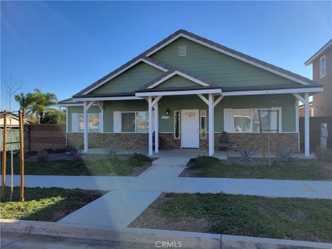 Photo of 305 Faith CIR, Perris, CA 92571 (MLS # IV26196752)