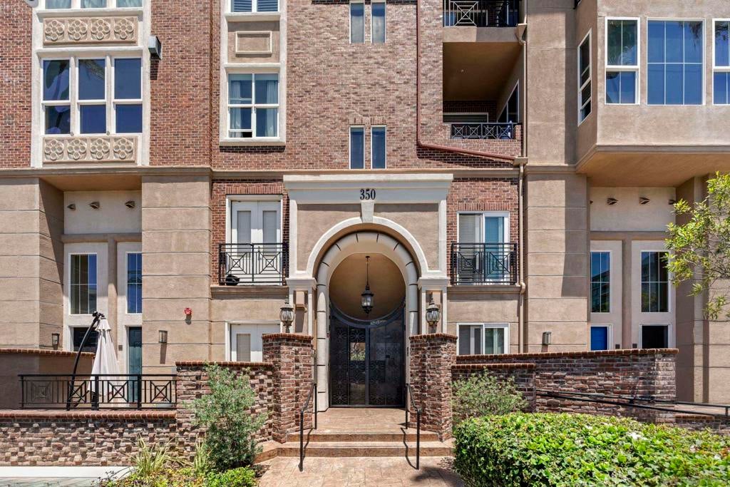 350 Nutmeg St 105
