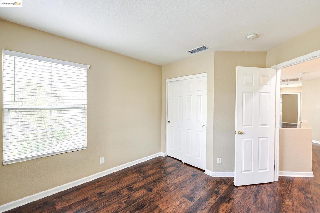 BRENTWOOD - Residential Lease