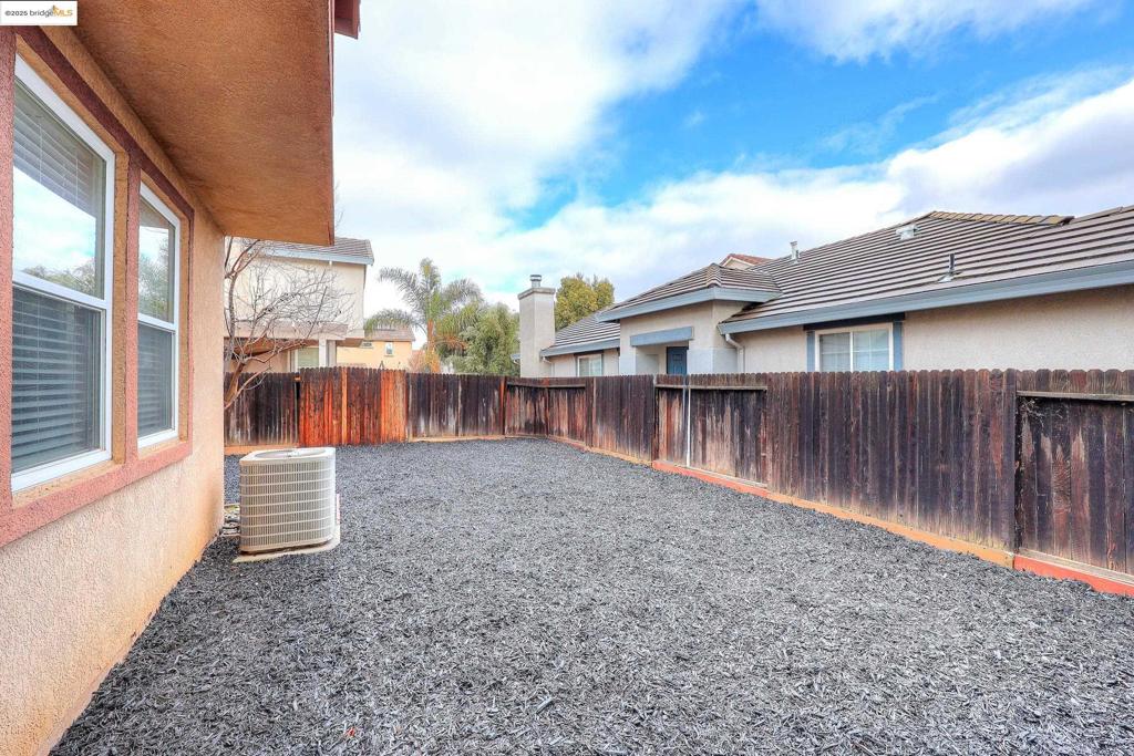 BRENTWOOD - Residential Lease