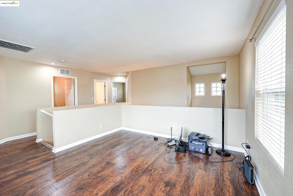 BRENTWOOD - Residential Lease