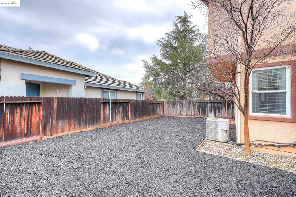 BRENTWOOD - Residential Lease