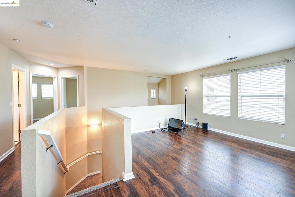 BRENTWOOD - Residential Lease