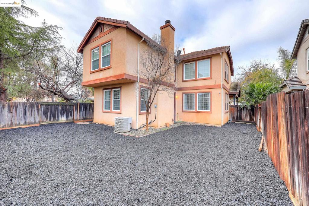 BRENTWOOD - Residential Lease