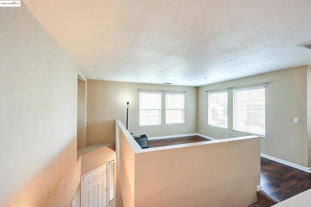 BRENTWOOD - Residential Lease