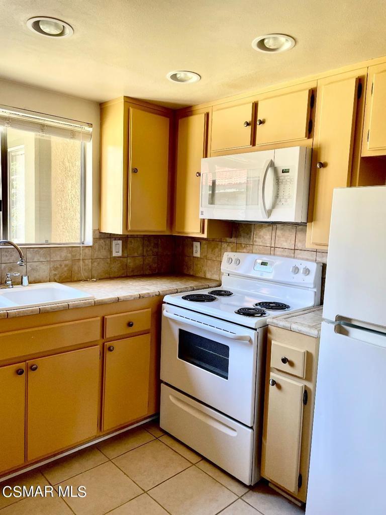 Oaknoll Villas-314 - 1002792 - Residential Lease