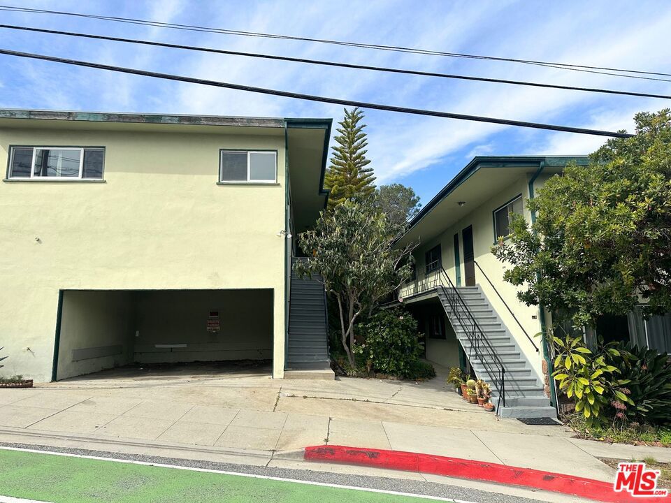 649 Ocean Park Boulevard