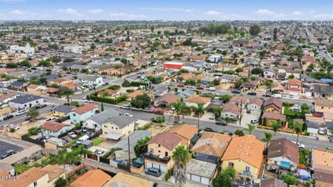 Tiny photo for 141 S Hayes Avenue, Oxnard, CA 93030 (MLS # V1-38789)