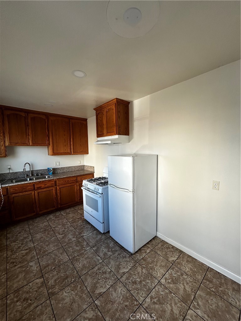 Wrigley Area (WR) - Residential Lease