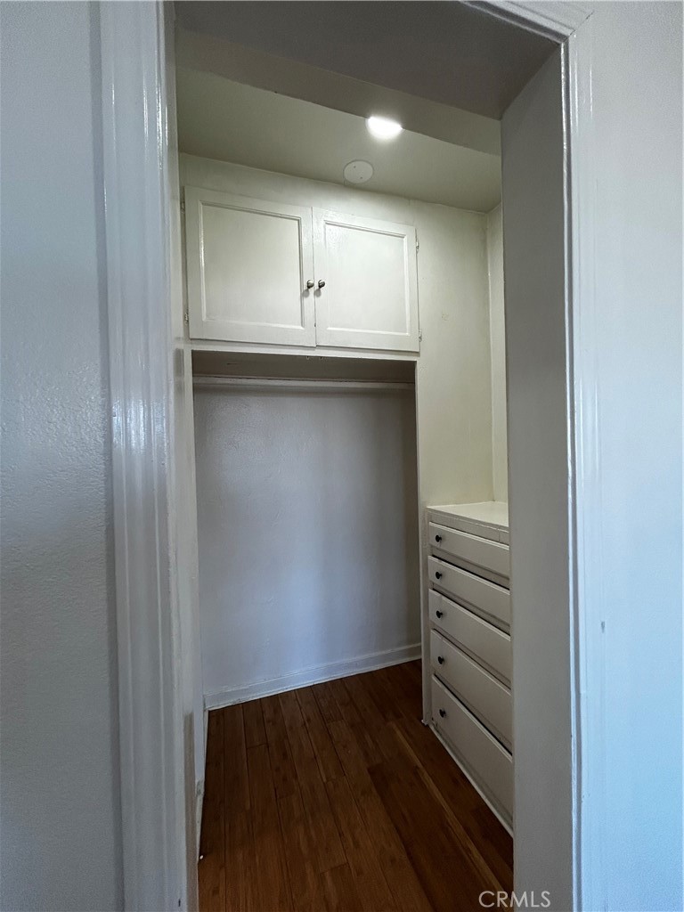 Wrigley Area (WR) - Residential Lease