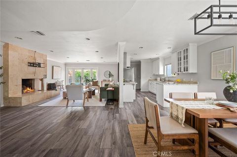 Photo of 7027 Gloria Avenue, Lake Balboa, CA 91406 (MLS # SR26092790)