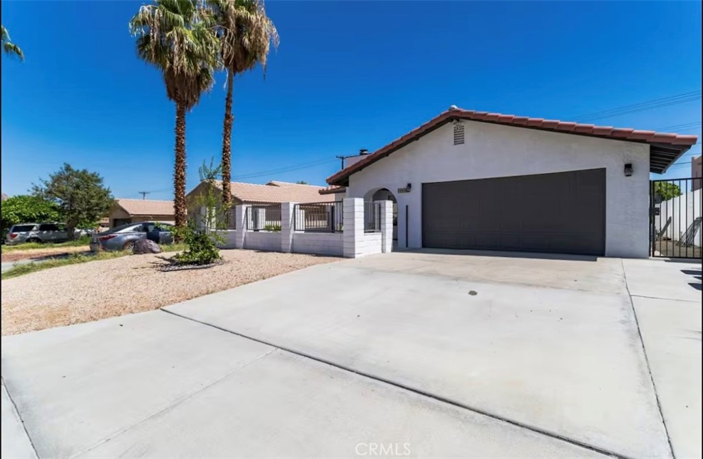 Welcome to Villa Del Sol, Located in the heart of La Quinta! This home was decorated to invoke feelings of peace and relaxation. From the soothing neutral color palette to the serene sparkling pool, you will feel like you could stay here forever! Located only minutes to old town la Quinta where you can find a plethora of shops, fantastic dining options, live music and recreation. Golf lovers, mountain hikers and pickle ball enthusiasts alike will find plenty of options to suit your needs!