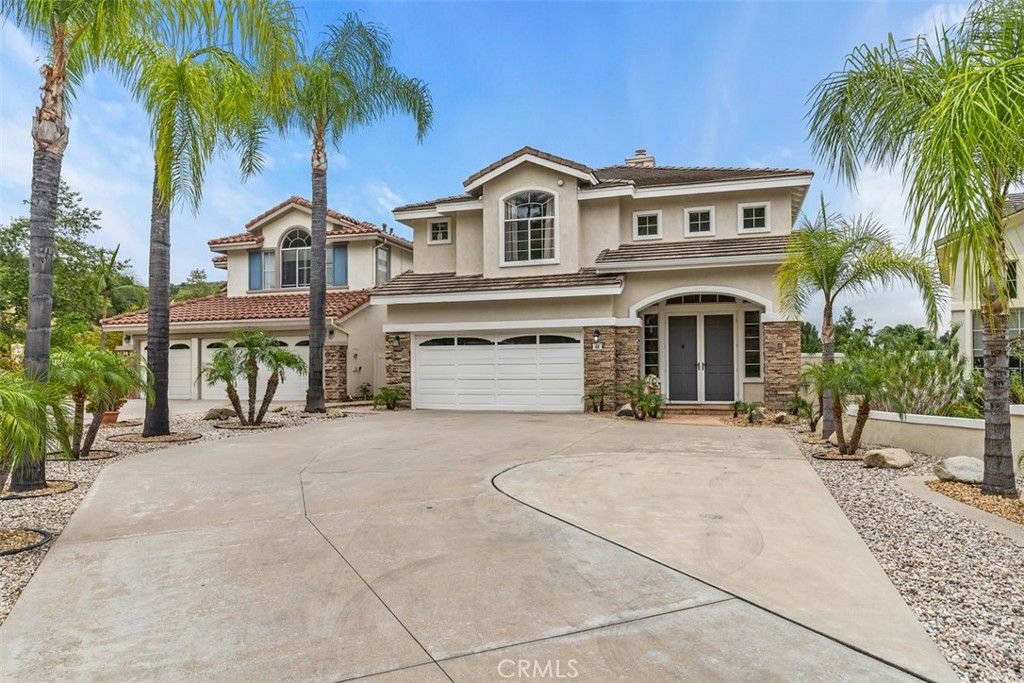 Photo of 66 Foxtail Ln, Rancho Santa Margarita, CA 92679 (MLS # OC26072117)
