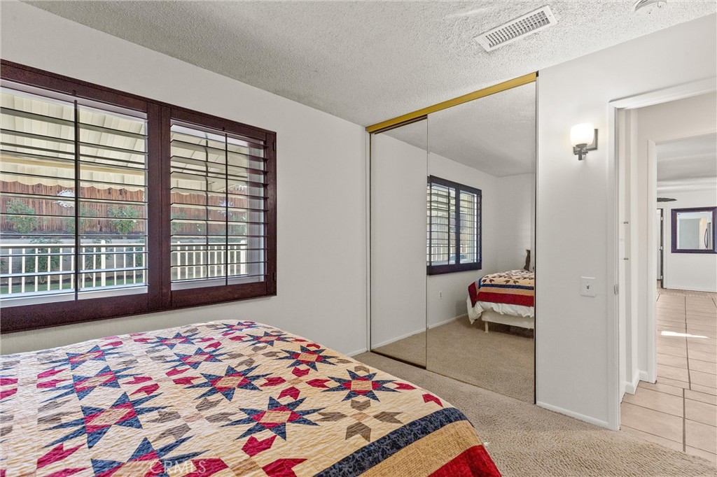 Palm Desert Country Club (32417) - Residential