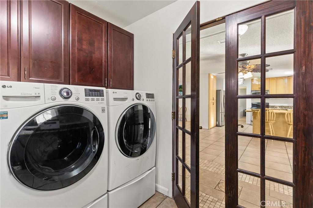 Palm Desert Country Club (32417) - Residential